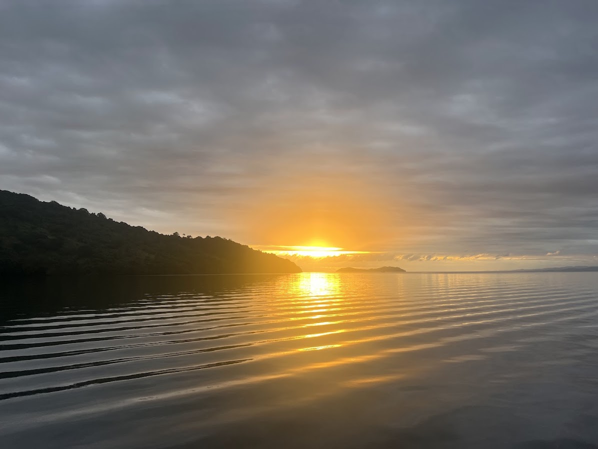 Read more about the article Chapter 171:  Windy reef entrances and back to civilization…